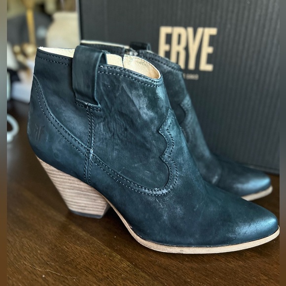 FRYE Reina Black Suede Oil Slick Leather Ankle Chunky Heel Booties US 7 - Picture 4 of 12